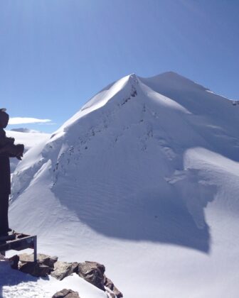 Vista del Castore innevato dal Polluce